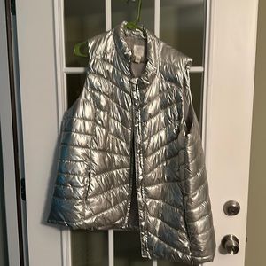 Livie metalic silver puffer vest